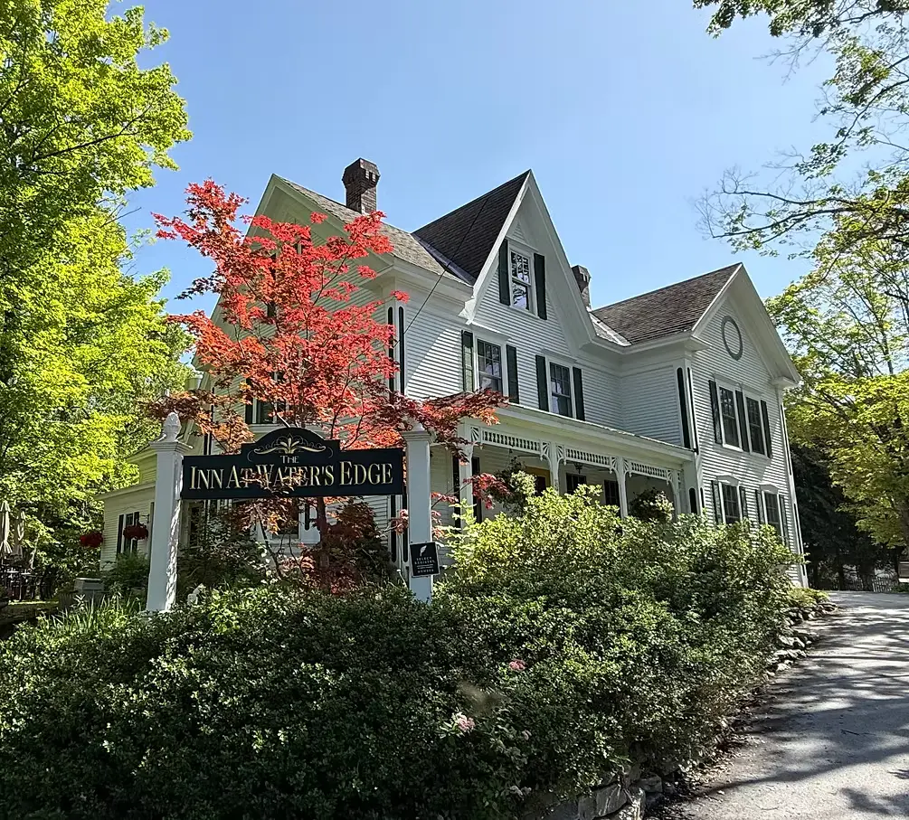 The Inn at Water's Edge